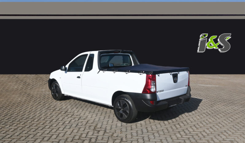 NISSAN NP200