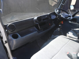 HINO 300