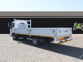 HINO 300