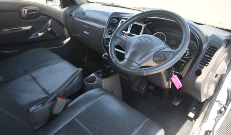 HYUNDAI H100