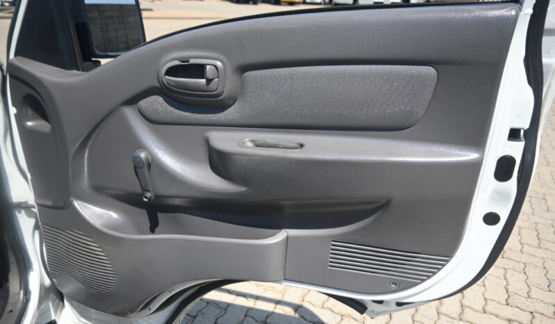 HYUNDAI H100