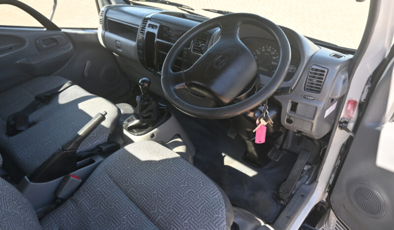 TOYOTA DYNA