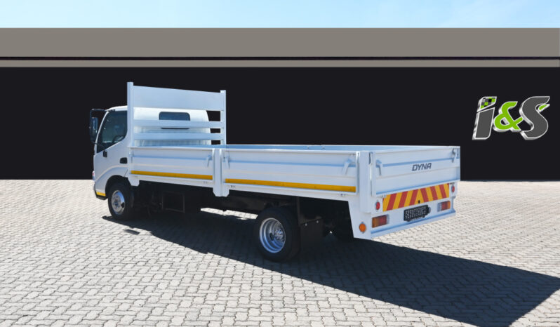 TOYOTA DYNA