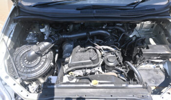 TOYOTA INNOVA full