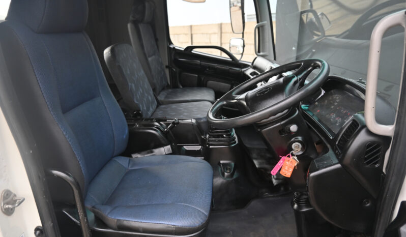 HINO 500